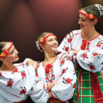 2. КОЛОКОЛЬЧИКИ – украинский женский танец